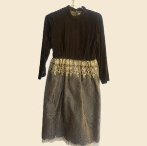 Vintage Oscar de la Renta dress